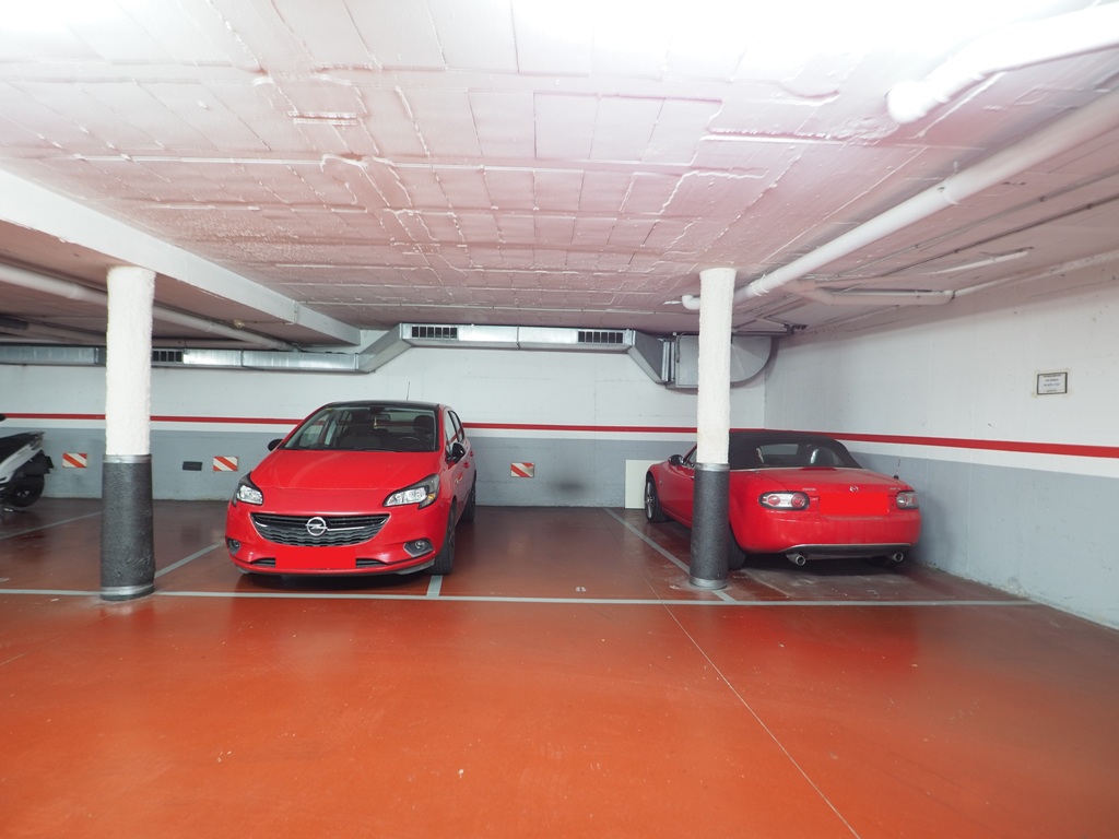 Parking en C/ Barcelona, centro