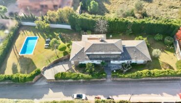 Venta de una casa unifamiliar en Canovelles