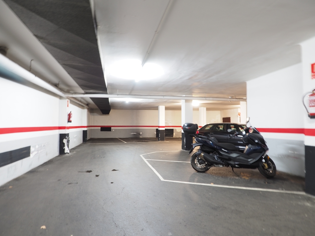 Parquing en venda en Instituts-CENTRE