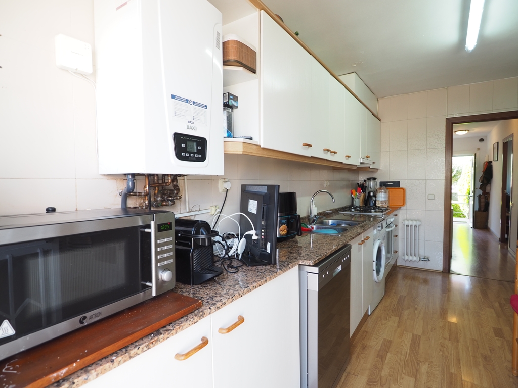 Casa adosada en venta en Montornès del Vallès