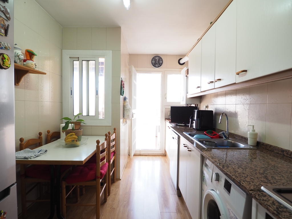 Casa adosada en venta en Montornès del Vallès