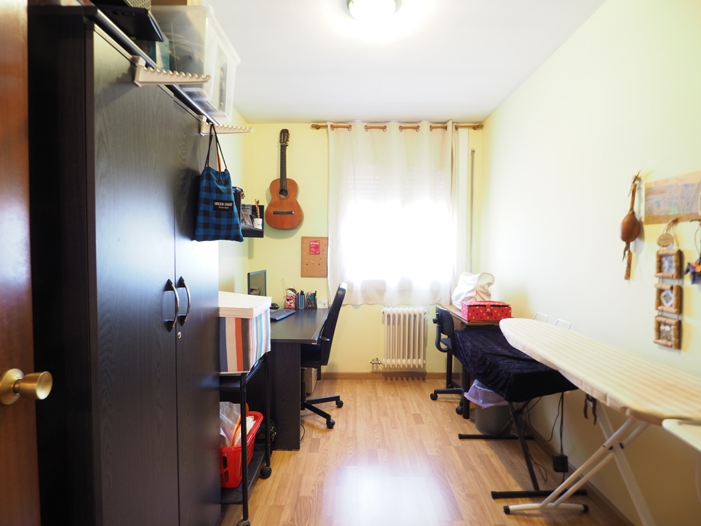 Casa adosada en venta en Montornès del Vallès