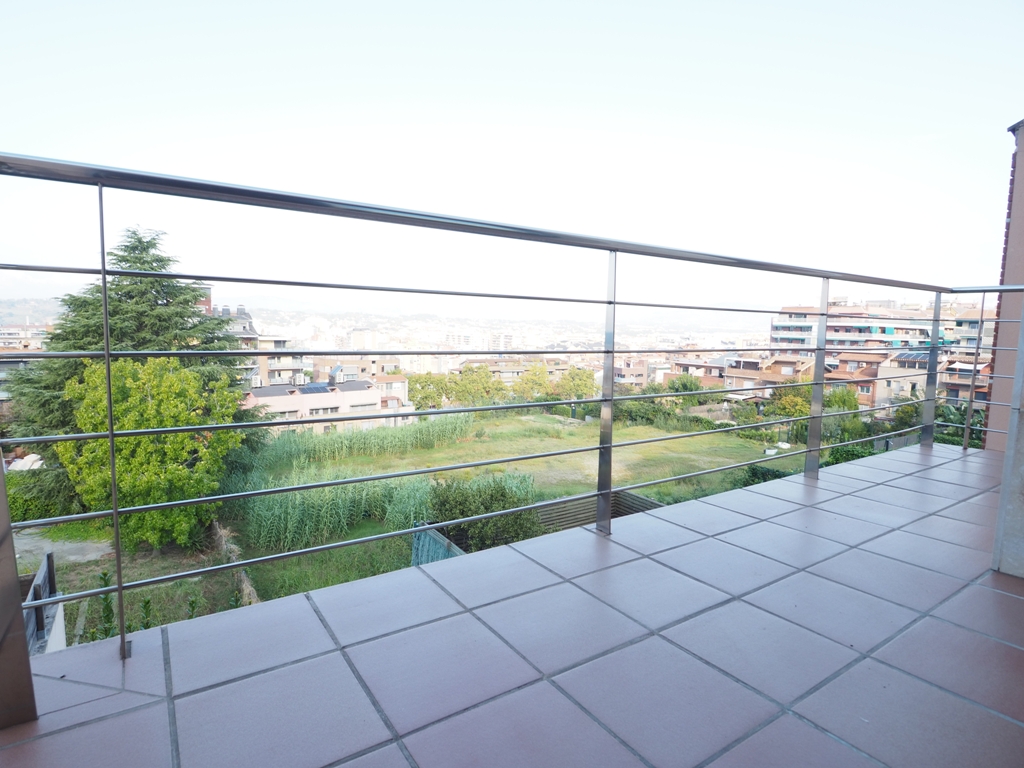 Venta de una casa adosada en Granollers – Font Verda