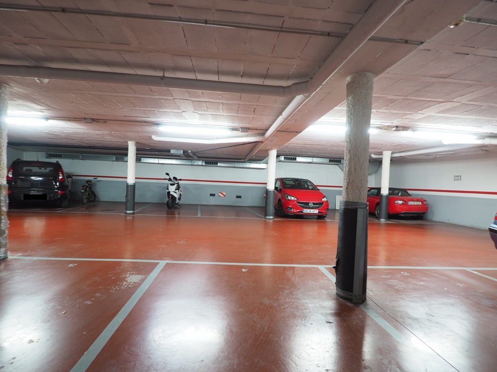 Parking en C/ Barcelona, centro