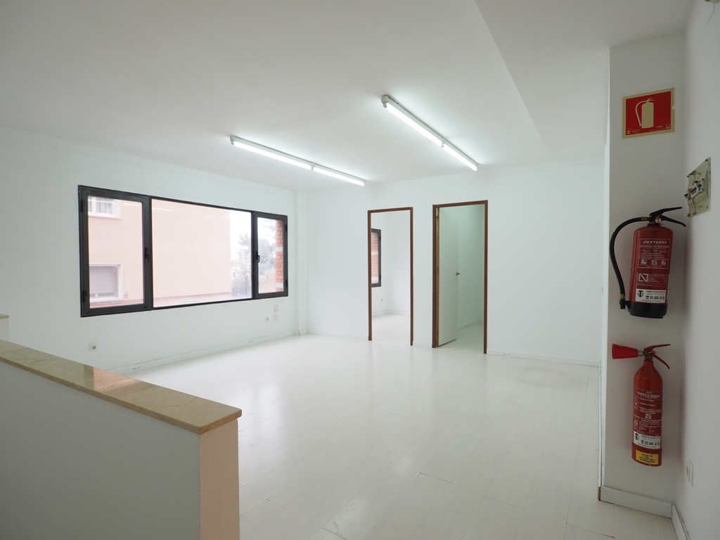 Despacho en alquiler en Font Verda