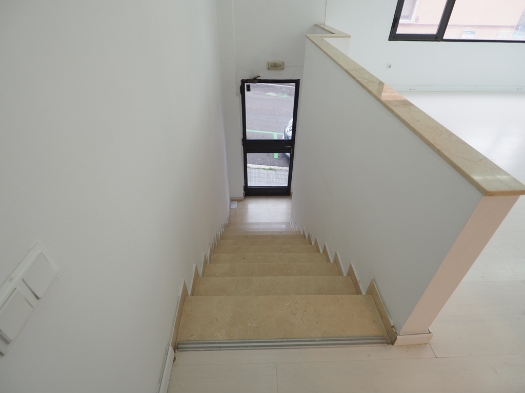 Despacho en alquiler en Font Verda