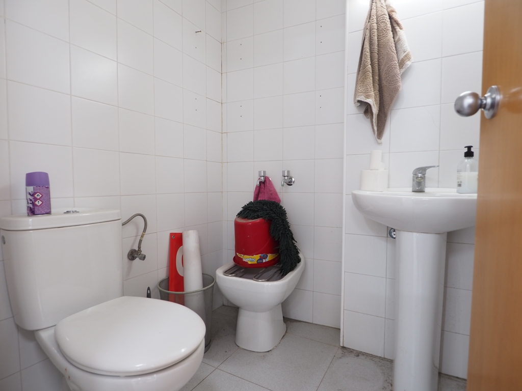 Local en alquiler en Centre, Pl. Olles-Sta. Anna