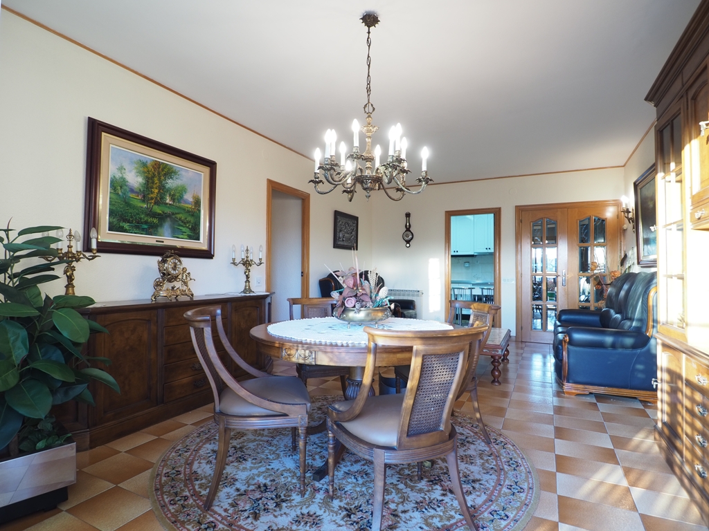 Piso en venta en Canovelles, centro