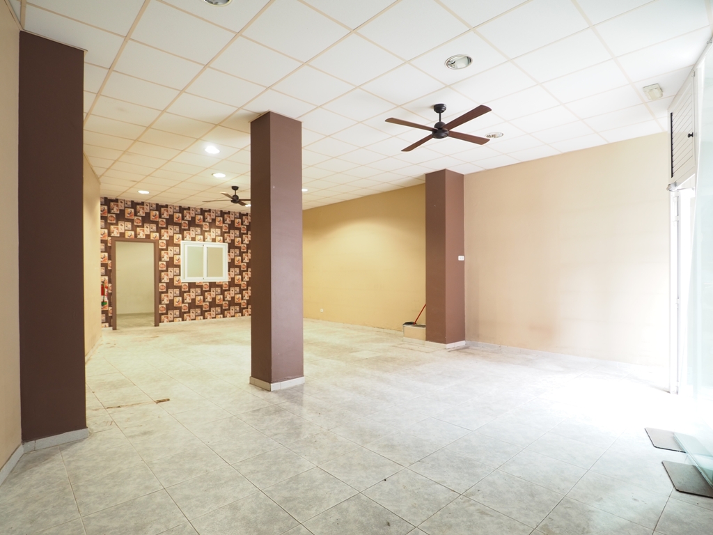 Alquiler de Local Comercial en Granollers, Av. Sant Esteve