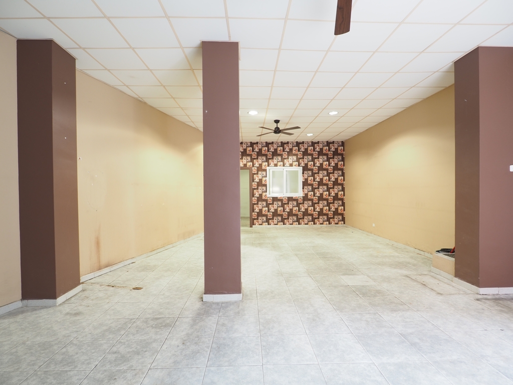 Alquiler de Local Comercial en Granollers, Av. Sant Esteve