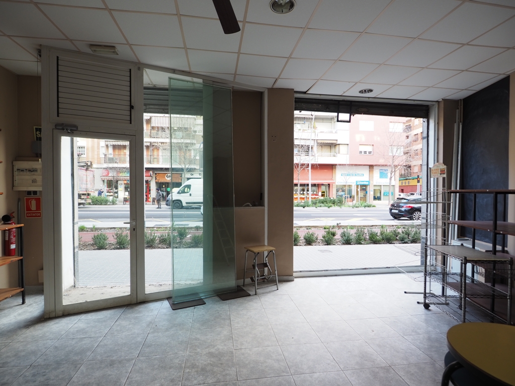 Alquiler de Local Comercial en Granollers, Av. Sant Esteve