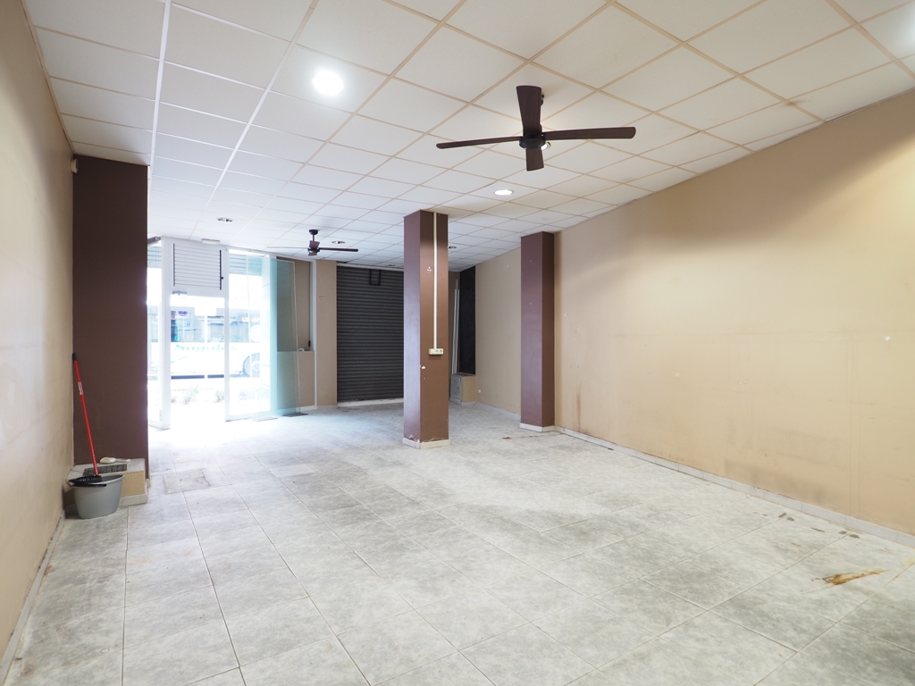 Alquiler de Local Comercial en Granollers, Av. Sant Esteve