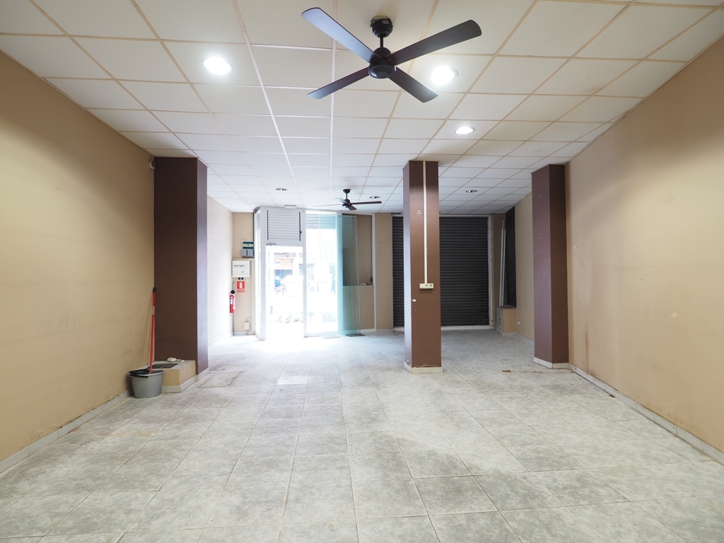 Alquiler de Local Comercial en Granollers, Av. Sant Esteve
