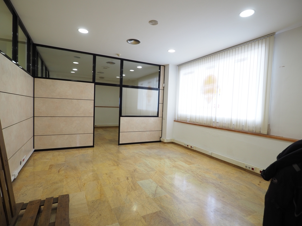 Alquiler de local comercial en Granollers, Font Verda