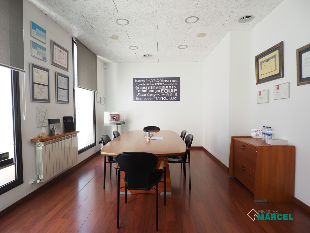 Local comercial en venta en Granollers, zona Sant Miquel-Tres Torres