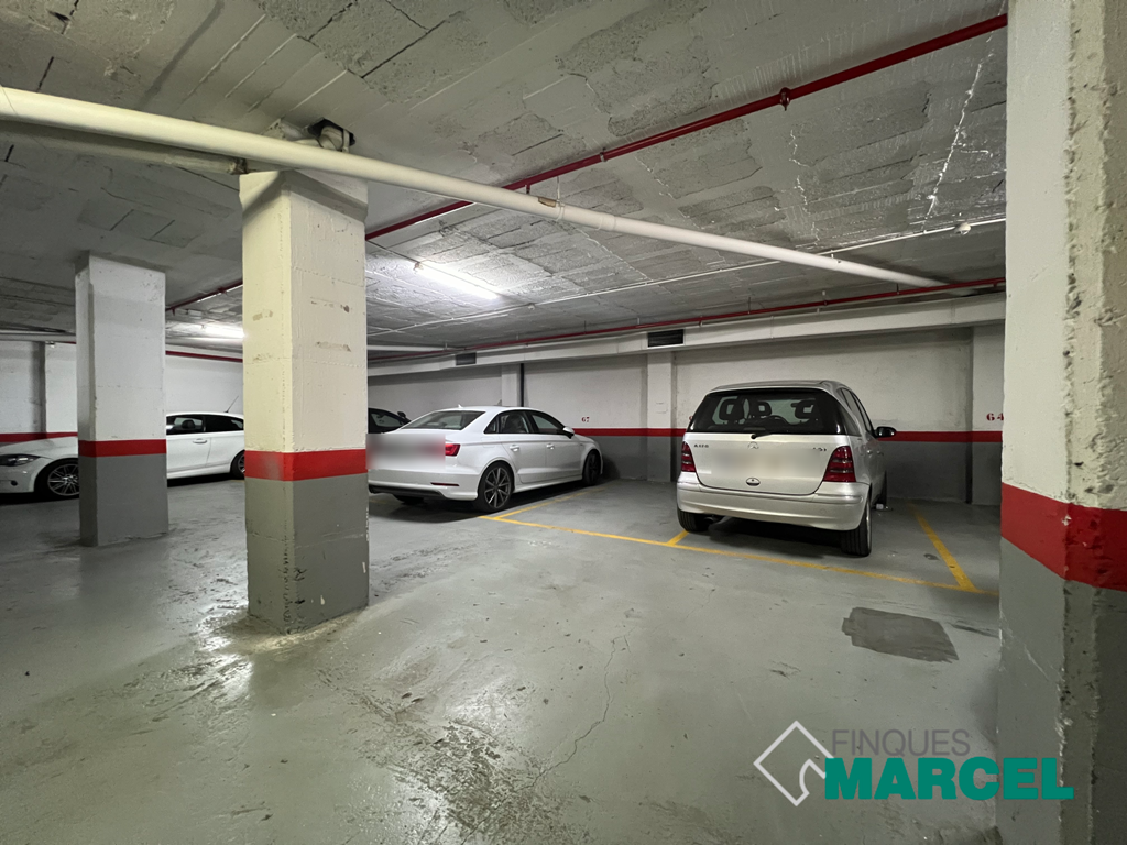 Plaza en venta en el Centro de Granollers