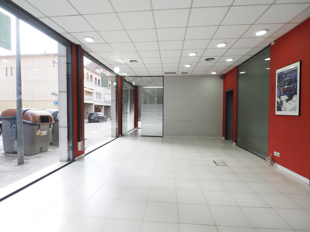 Local comercial en alquiler en Granollers, zona centro-Roca Umbert