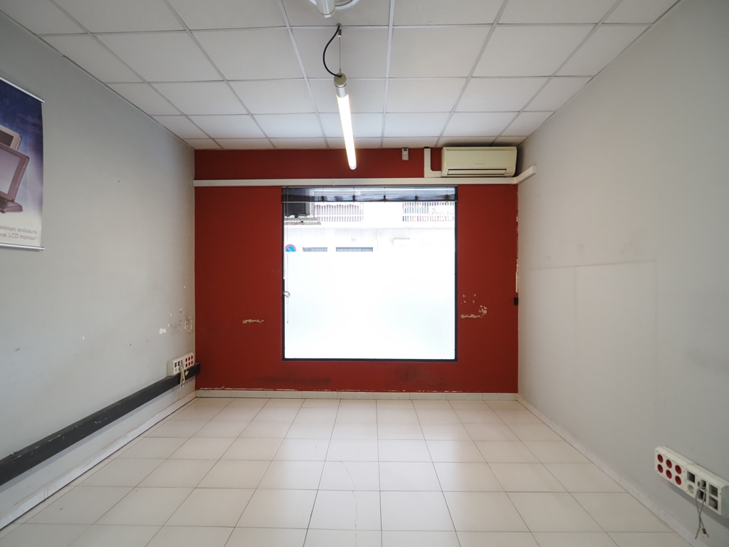 Local comercial en alquiler en Granollers, zona centro-Roca Umbert
