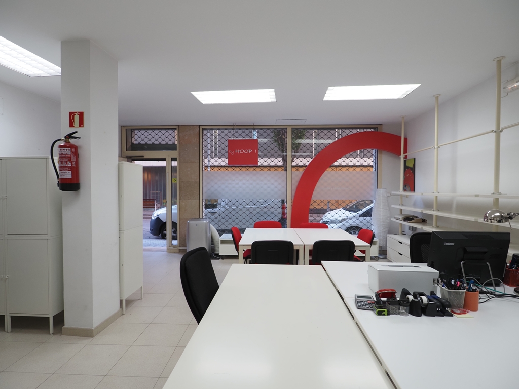 Local comercial en venta en Granollers, en la zona Instituts-Ponent