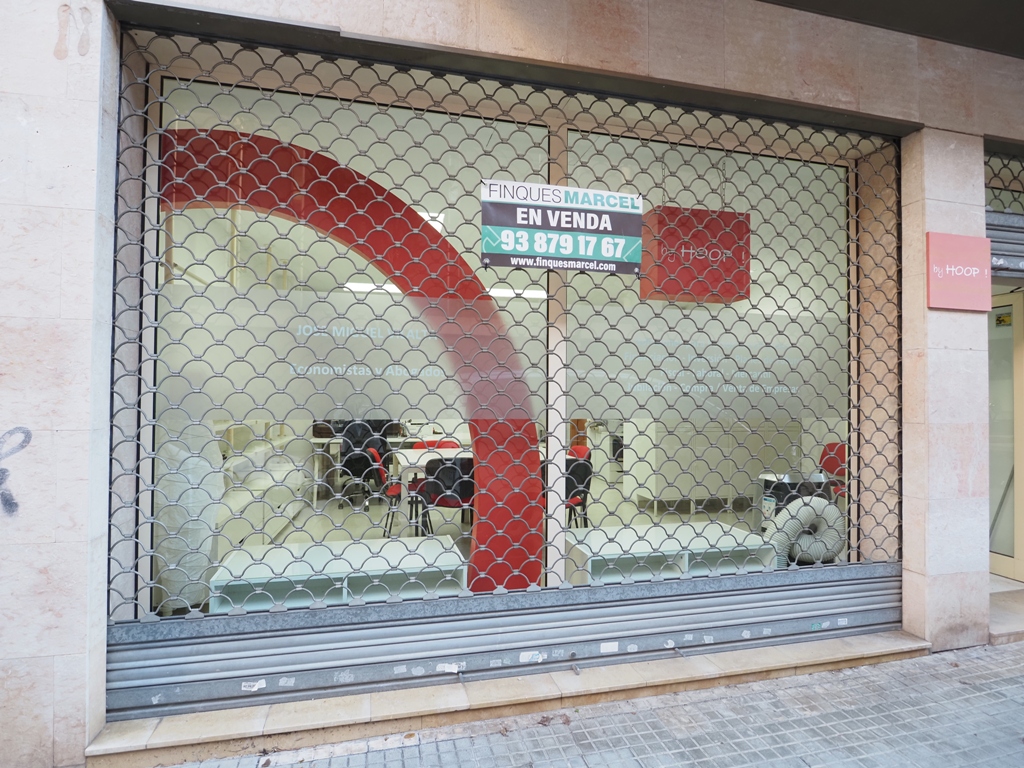 Local comercial en venta en Granollers, en la zona Instituts-Ponent